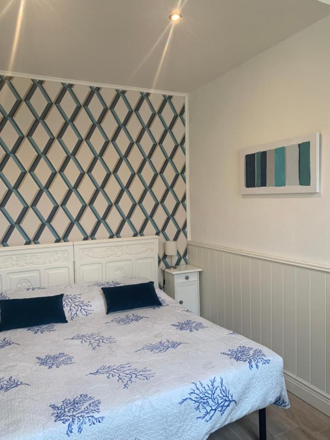 Perla Blu Apartment เวียเรจโจ ภายนอก รูปภาพ