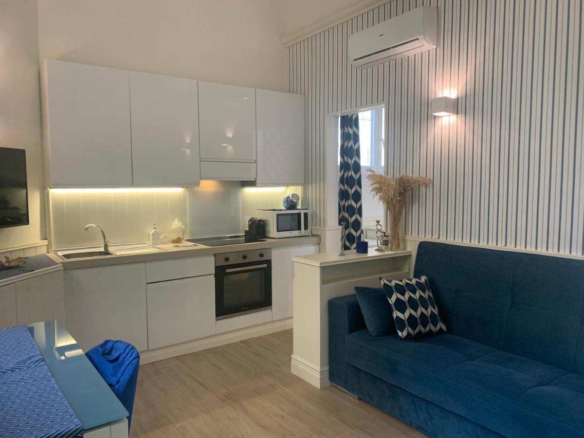 Perla Blu Apartment เวียเรจโจ ภายนอก รูปภาพ