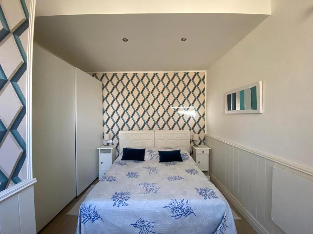 Perla Blu Apartment เวียเรจโจ ภายนอก รูปภาพ