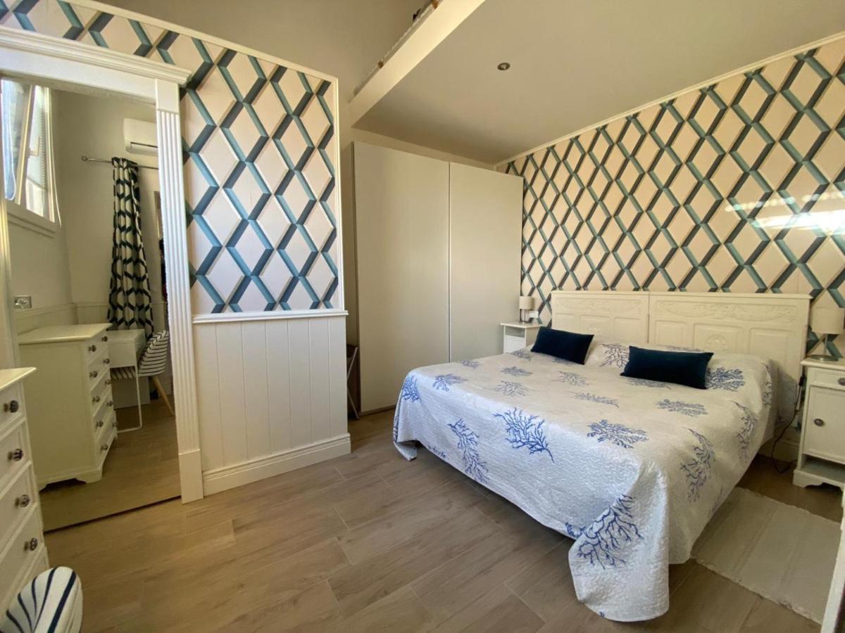 Perla Blu Apartment เวียเรจโจ ภายนอก รูปภาพ